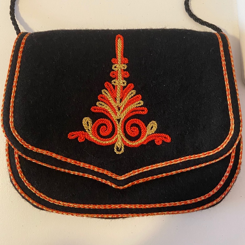 Vintage Floral Crossbody Bag